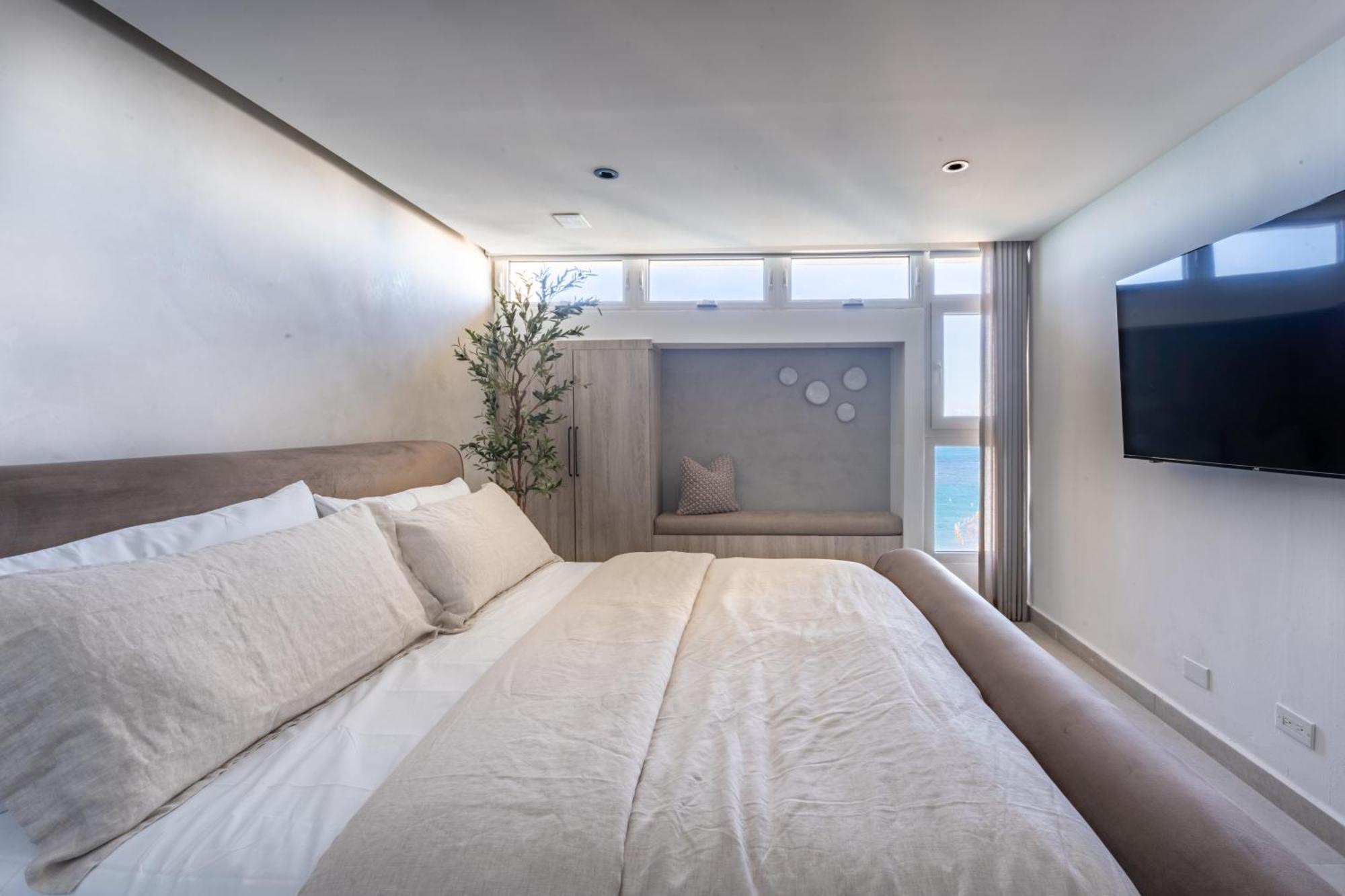 Ocean View Deluxe Suite: Pvt. Beach & Pool San Juan Eksteriør bilde